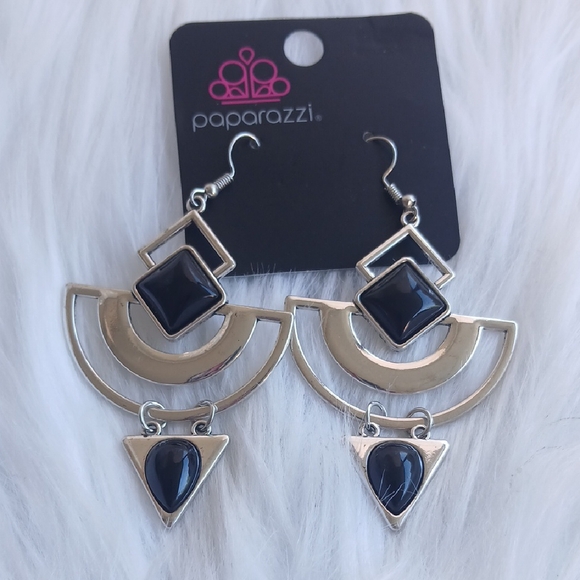 Paparazzi Silver and Black Statement Earrings - Picture 1 of 6